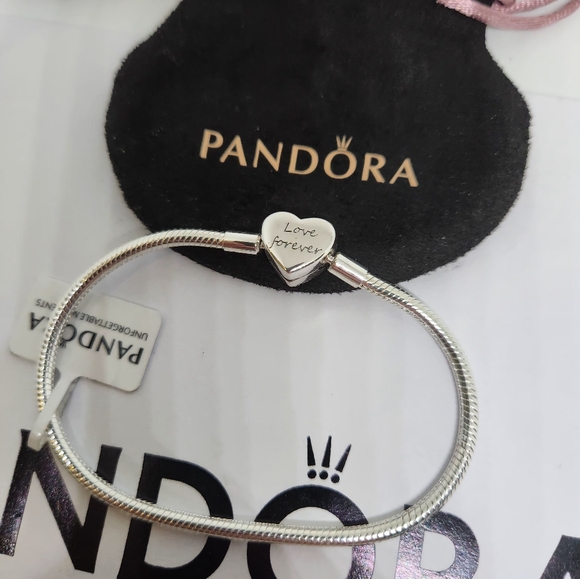 New Pandora Moments Sparkling Crown Claps Snake Chain Bracelet For Women 7.5 in - Picture 4 of 4